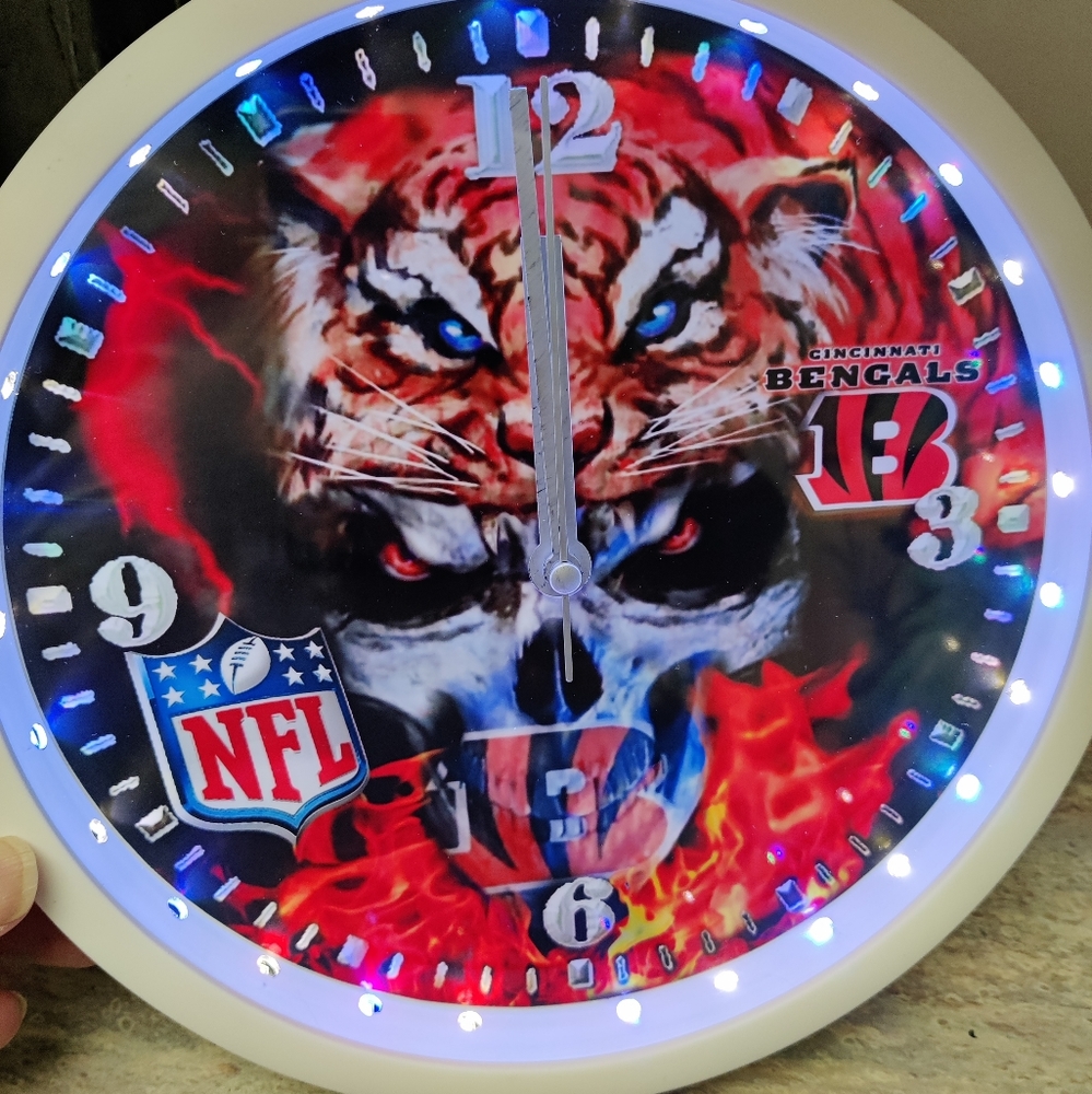 COPY - Bengals clock